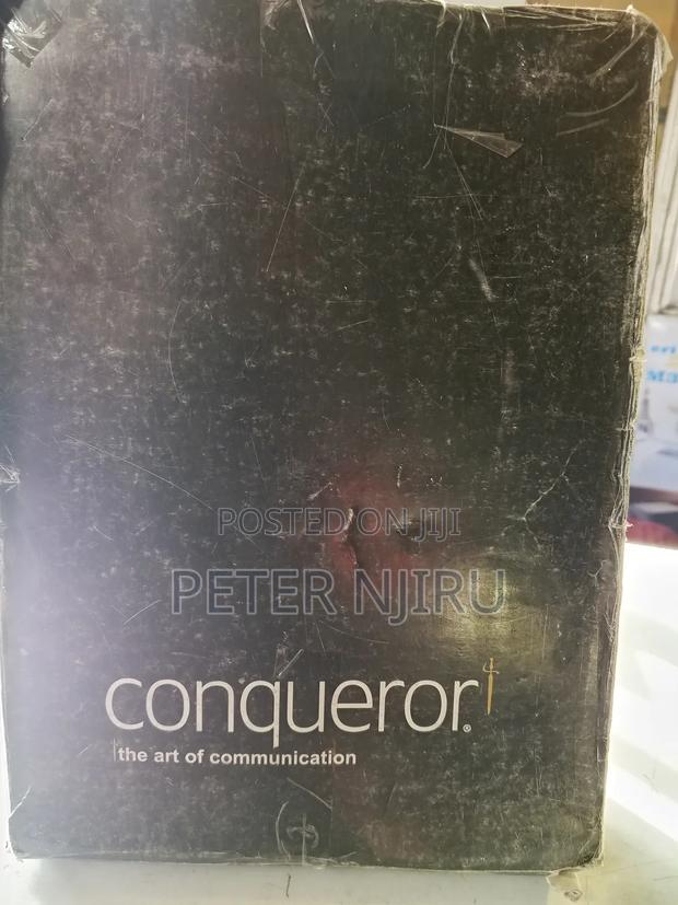 Conqueror Laid Premium Paper Watermarked Cream A4 100gsm Pack - thumbnail 2