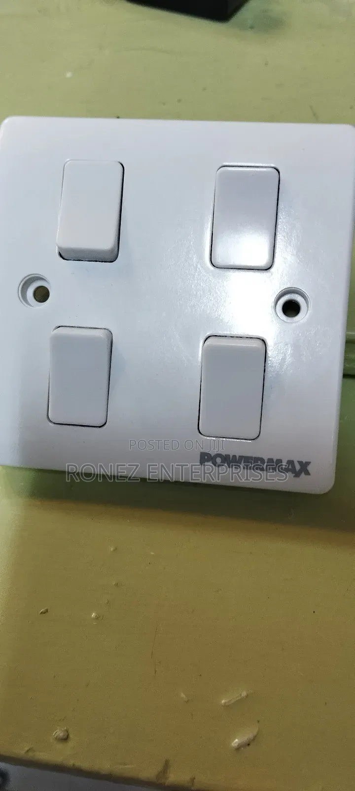 4 Gang Switch