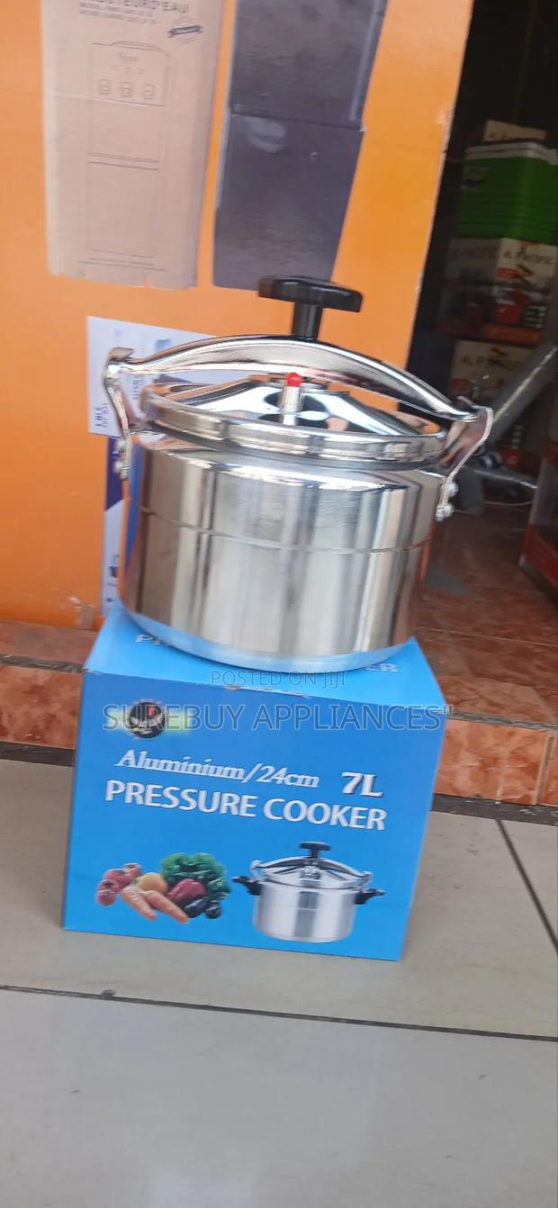 Large Capacity 7 Litres Aluminium Pressure Pot - main view