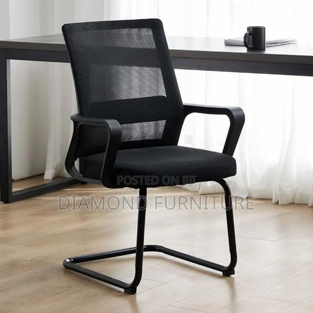 Modern Mesh Visitors Chair | Office Reception Conference Chair - thumbnail 4