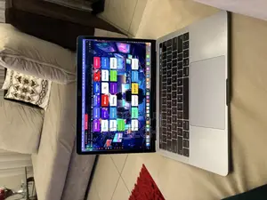 Laptop Apple MacBook Pro 16GB Intel Core i5 SSD 256GB