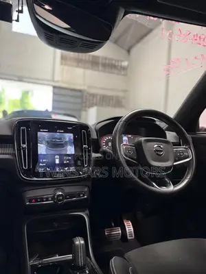 Volvo XC40 T5 Petrol AWD 2019 White