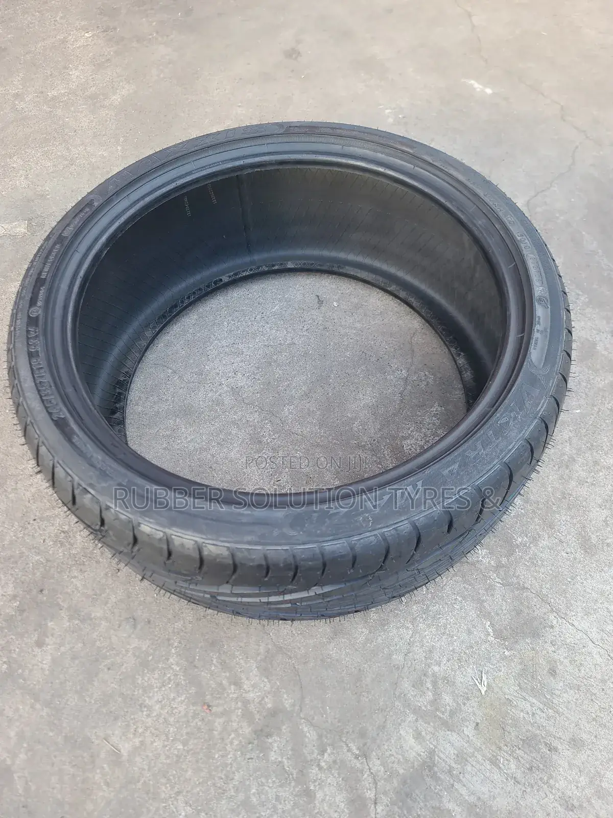 245 /35 R19 Maxxis Tyres Victra Ma-Z1 Made in Thailand