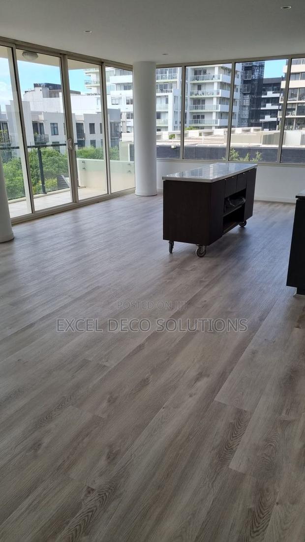 Laminate Flooring for Living Rooms – Per Sq Meter