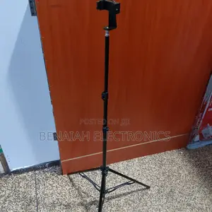 Good Tripod Stand 2 Meters Height and Firm Holder
