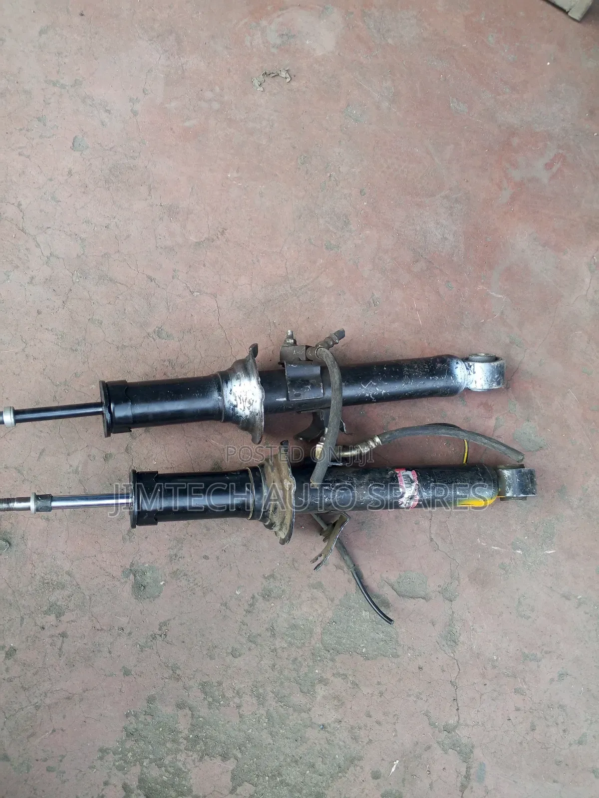Nissan Fuga Front Shocks
