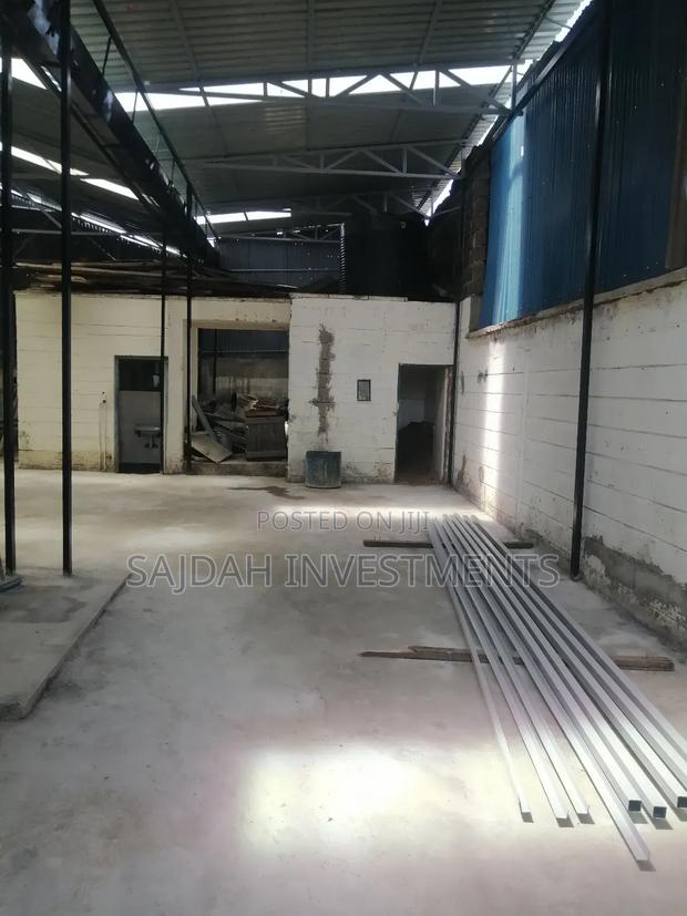 Commercial Warehouse - thumbnail 5