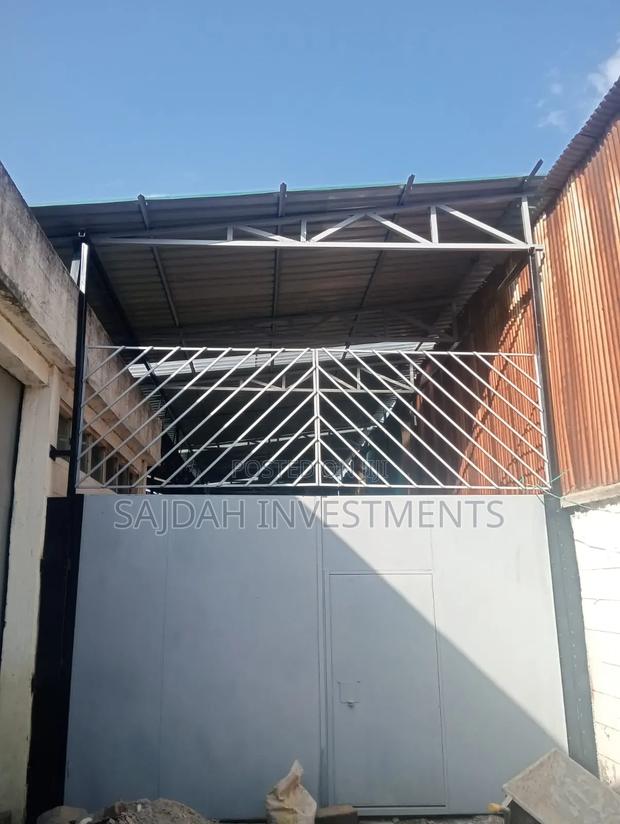 Commercial Warehouse - thumbnail 8