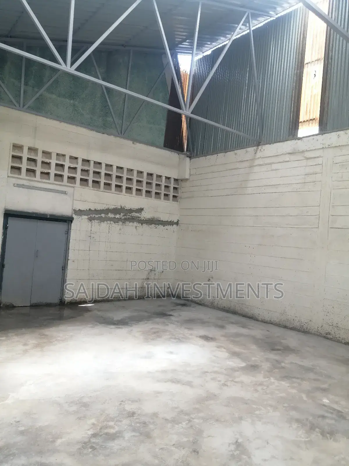 Commercial Warehouse