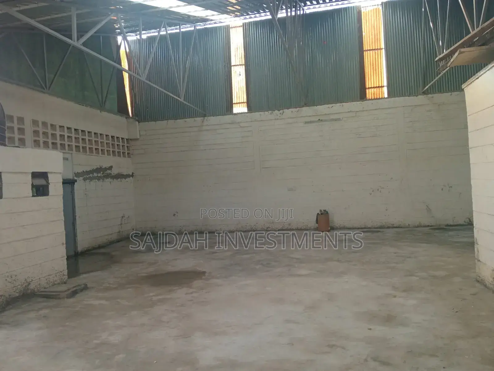 Commercial Warehouse