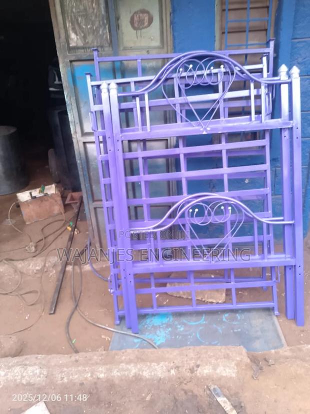 Window Steel - main view