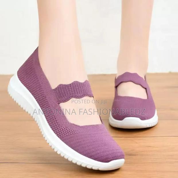 Ladies Cute and Comfortable Shoes - thumbnail 6