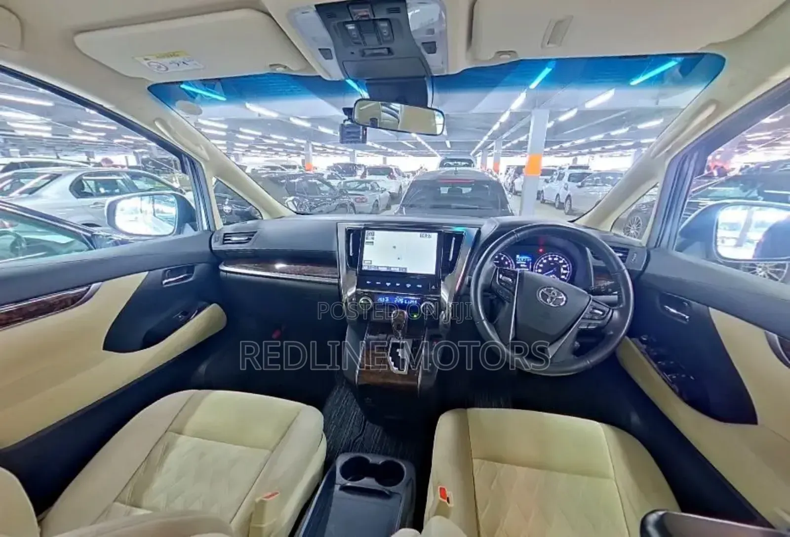 Toyota Alphard 2.5 Petrol AWD 2018 Pearl