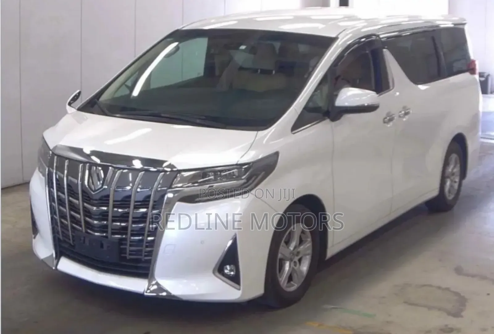 Toyota Alphard 2.5 Petrol AWD 2018 Pearl
