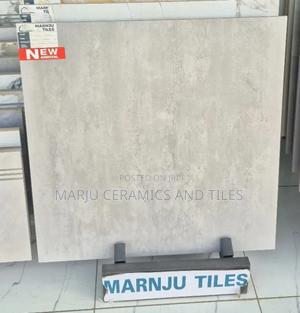 600x600 Grey Rough Tile - thumbnail 2