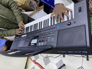 Yamaha Keyboard PSR E473 - thumbnail 2