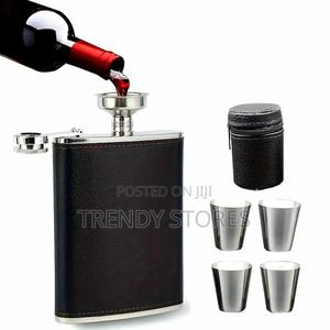 Whiskey Flask Gift Set - thumbnail 2