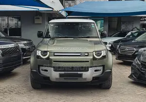 Land Rover Defender SE 2021 Green