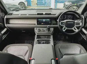 Land Rover Defender SE 2021 Green