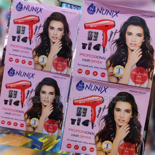 Nunix Blowdryer 01c - main view