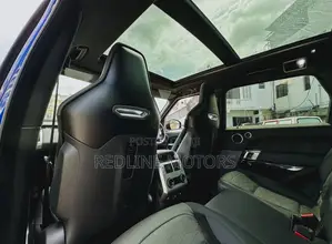 Land Rover Range Rover Sport SVR 2019 Blue
