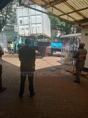 Uplifting Cranes With Trucks Are Accessible for Jobs and Errands