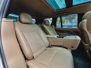 Land Rover Range Rover 2023 Gold