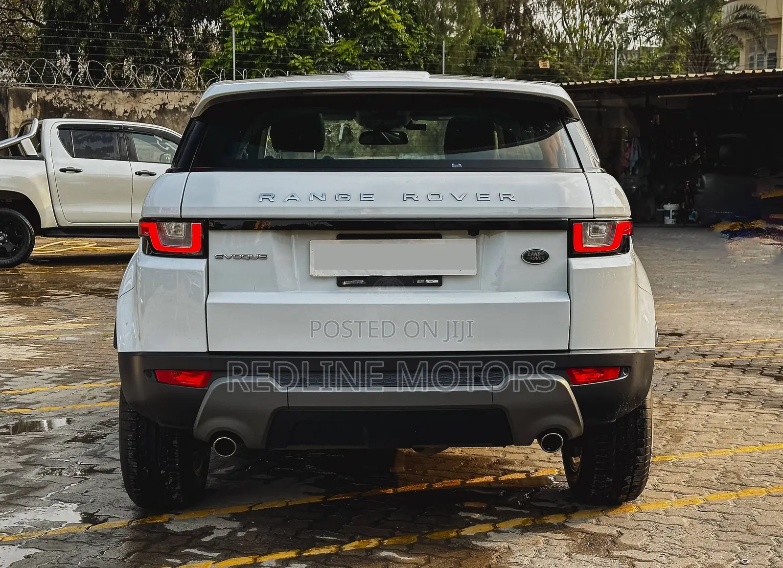Land Rover Range Rover Evoque SE 4x4 5-Door 2018 White