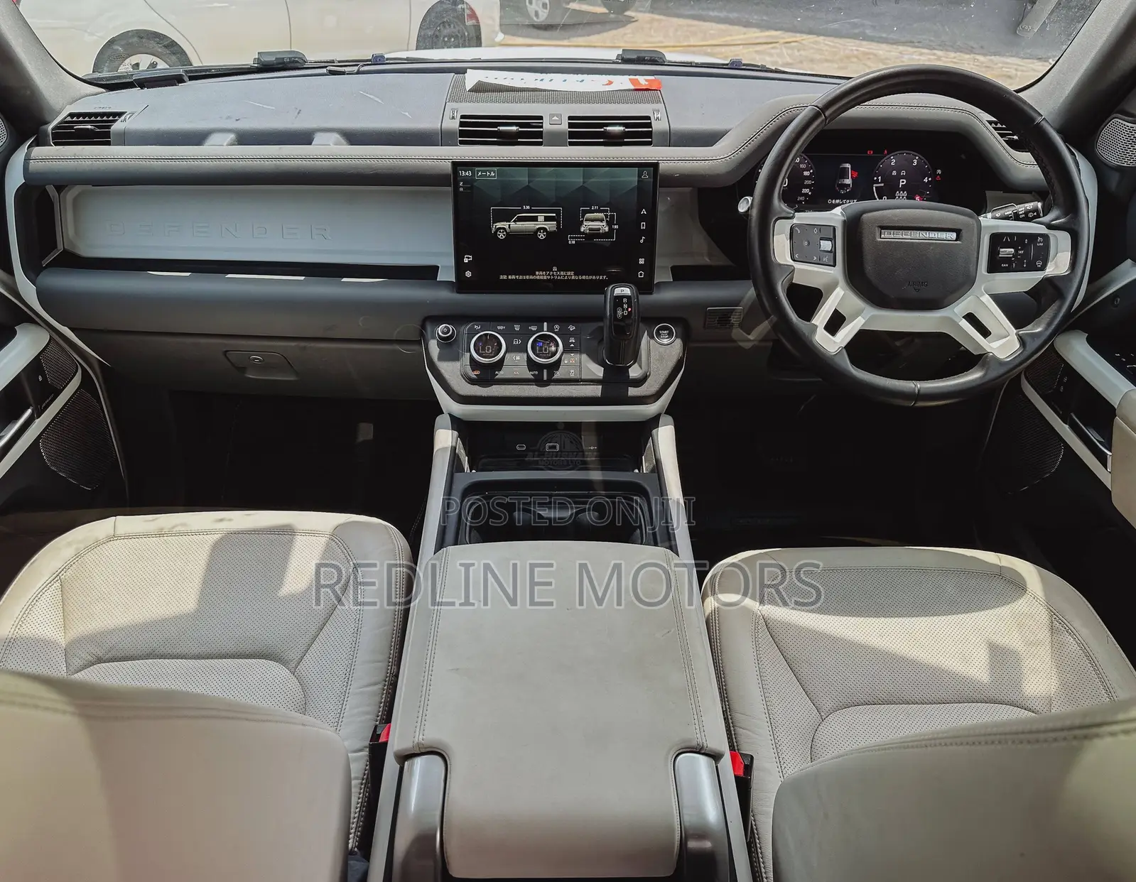 Land Rover Defender SE 2023 Off white