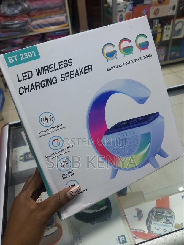 Multiple Colors Speaker With Wireless Charging - thumbnail 2