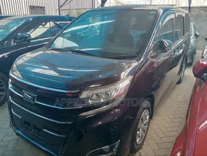 Toyota Noah 2018 Purple