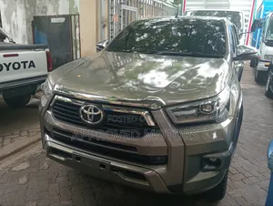 Toyota Hilux 2020 Gray