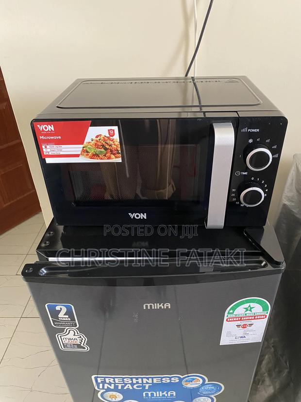 Fridge and Microwave - thumbnail 2