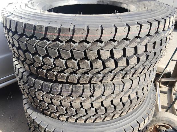 265/70r19.5 Double Coin Tyre