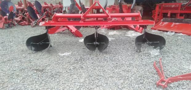 Bed Maker/ Ridger Plough. - thumbnail 2