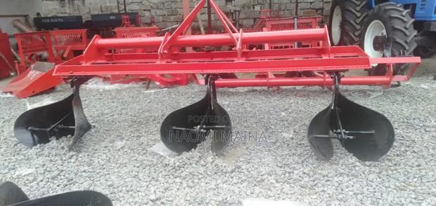 Bed Maker/ Ridger Plough. - thumbnail 3