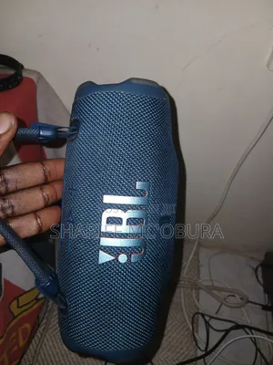 JBL Charge 6