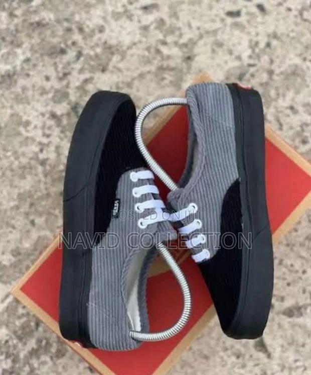 Vans Sneakers - thumbnail 2