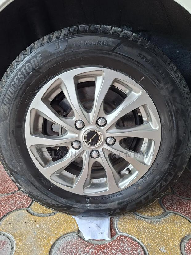 Cars Tyres - main view