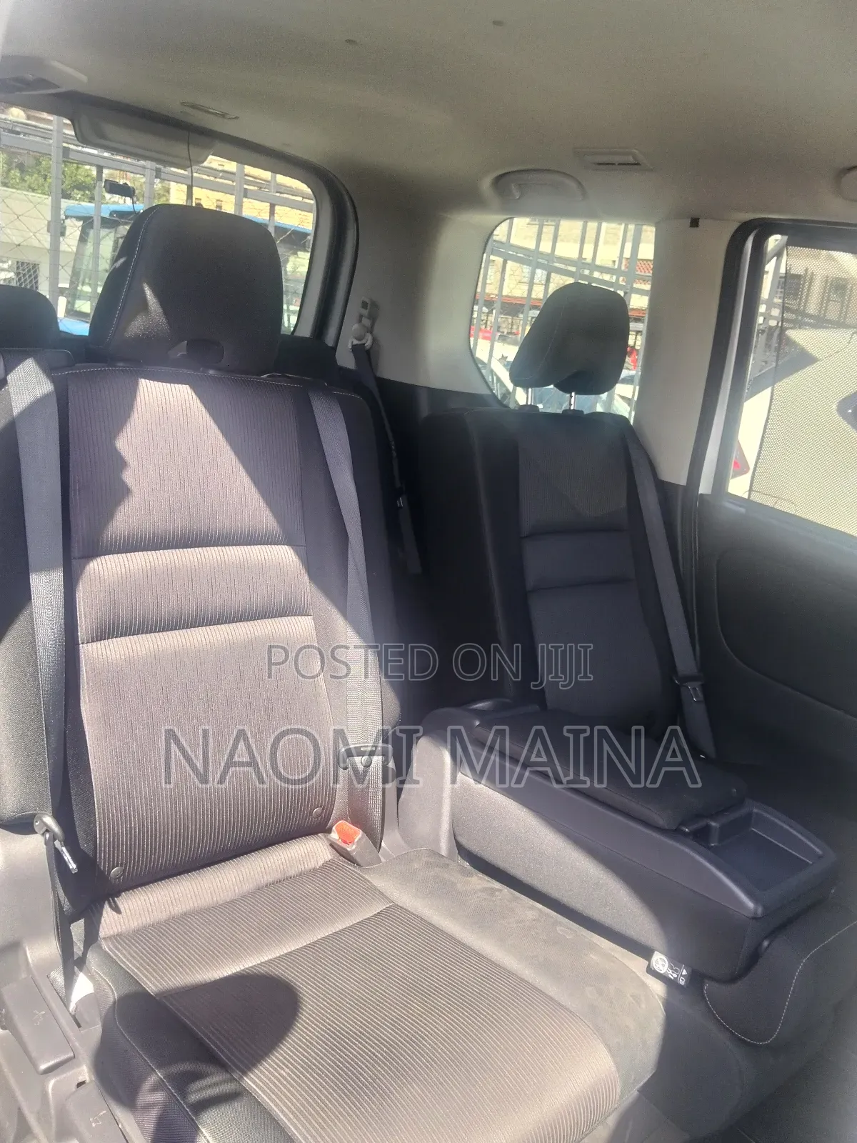 Nissan Serena 2018 Silver