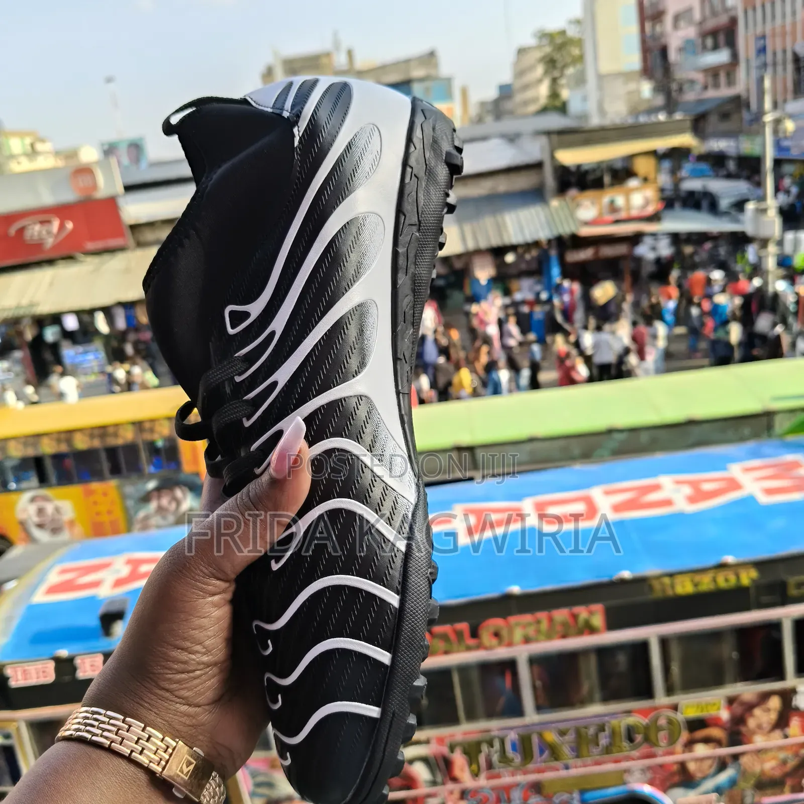 Quality Football Trainers From Size 37 To 44