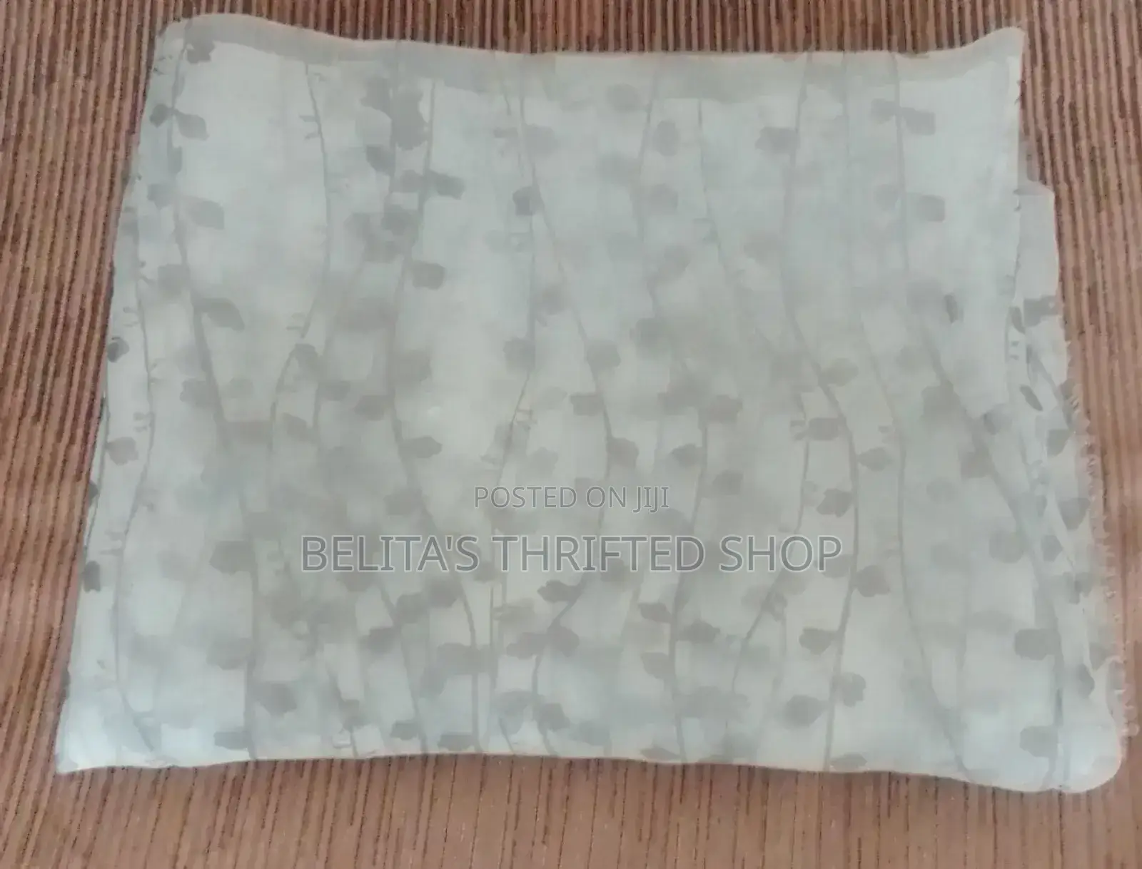 High Quality Lining.