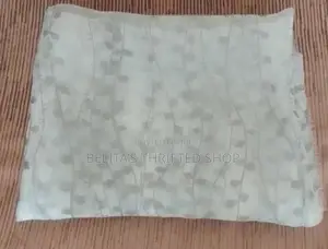 High Quality Lining.