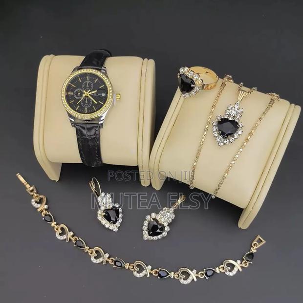 Red,Black Green Watch,Earrings Necklace Ladies Gift Set