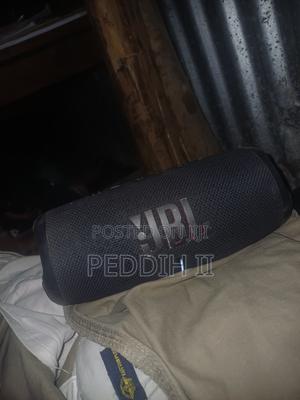 JBL Charge 5 - main view