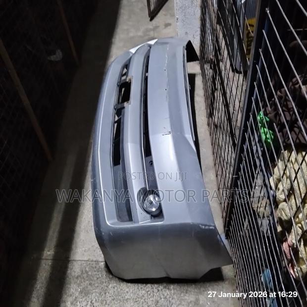 Toyota Voxy Model 2004/2007 Front Bumper Complete With Fog Lamps.