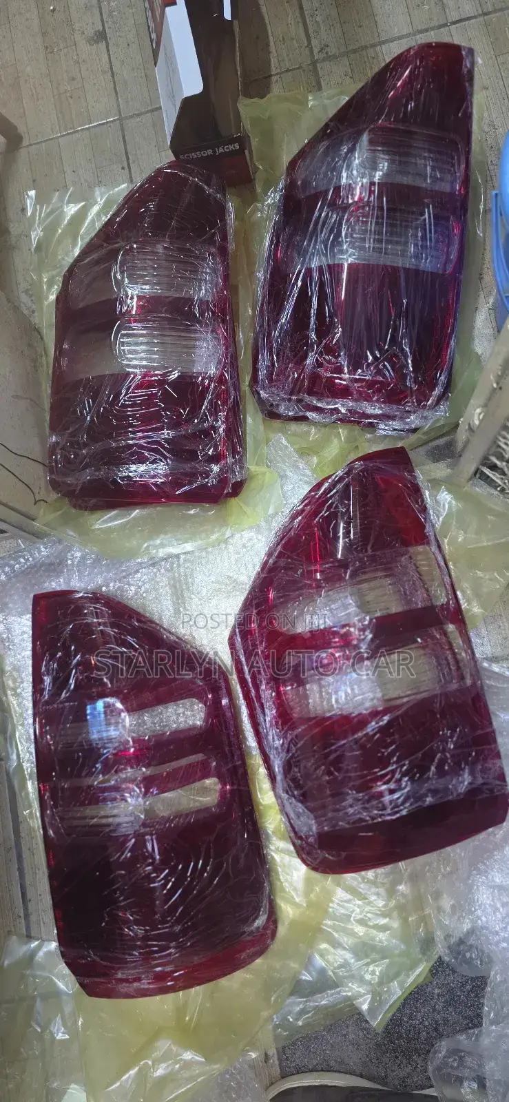 Tail Lamp Lens Toyota Noah 2008