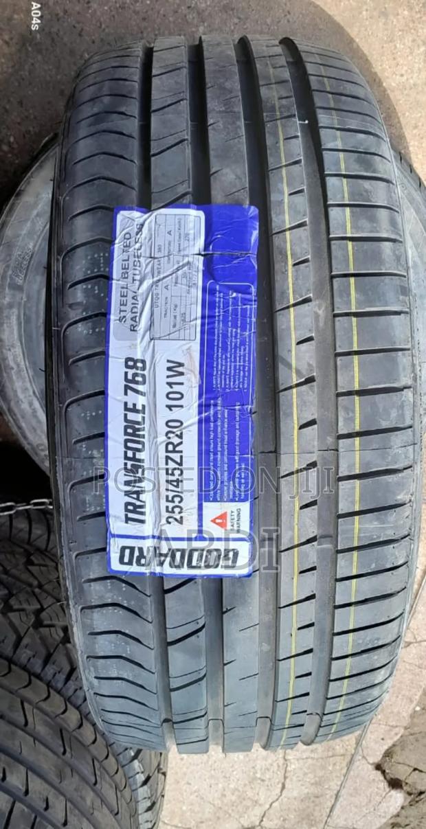 255/45r20 Goddard - main view