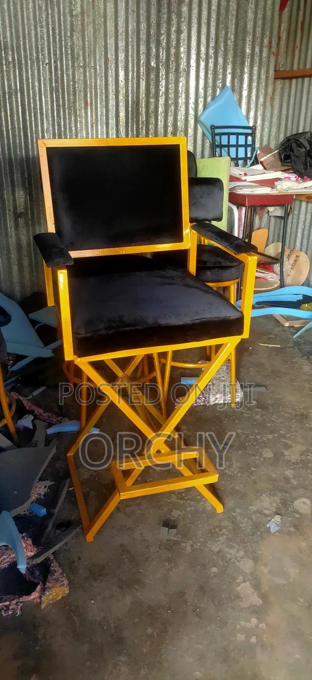 Makeup Chair - main view