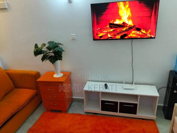 Airbnb Studio - thumbnail 6